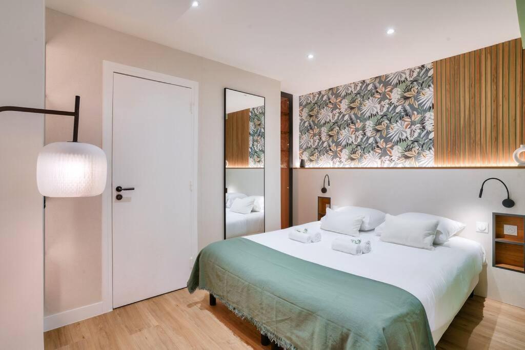 Beautiful 3 Bedrooms Near Eiffel Tower Apartment Paris
