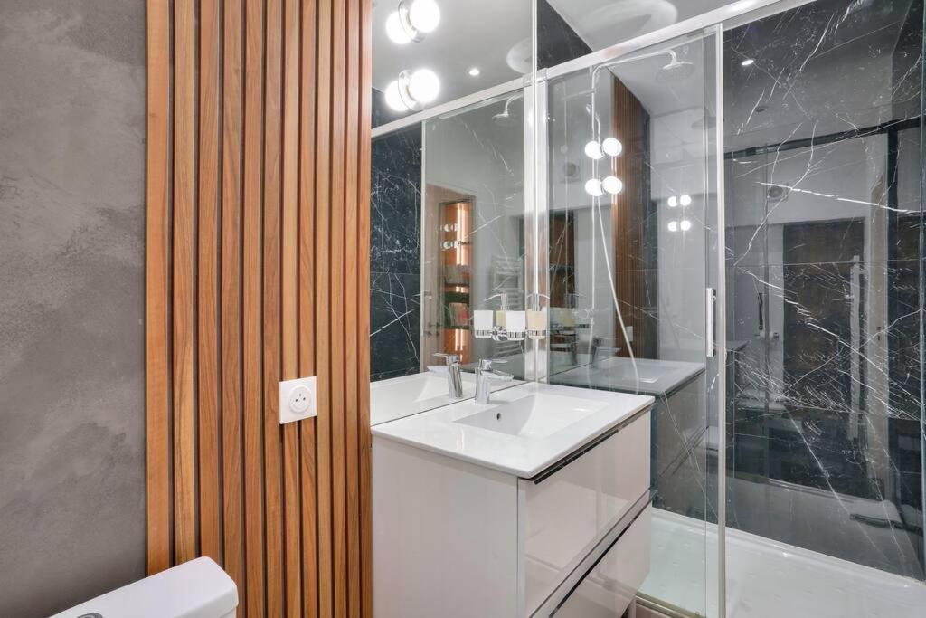 Beautiful 3 Bedrooms Near Eiffel Tower * Paris
